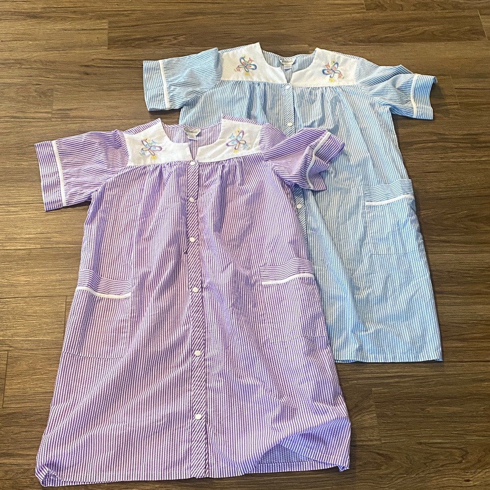 VTG Easy Essentials striped butterfly night gown, rose, house coat. Retr